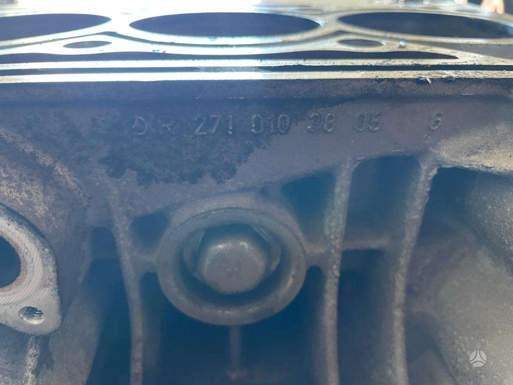 Mercedes-Benz C200, 271.950, engine block