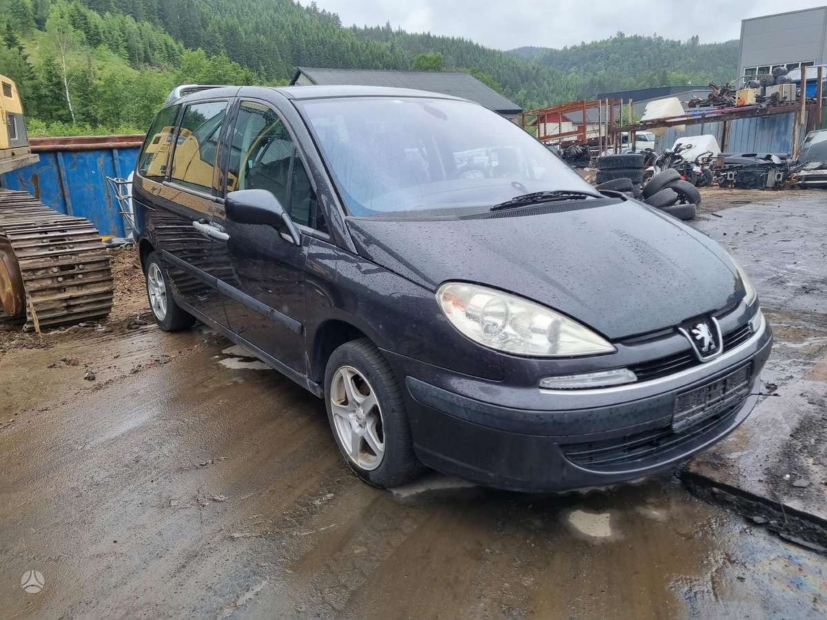Peugeot 807 Variklis dirba graziai