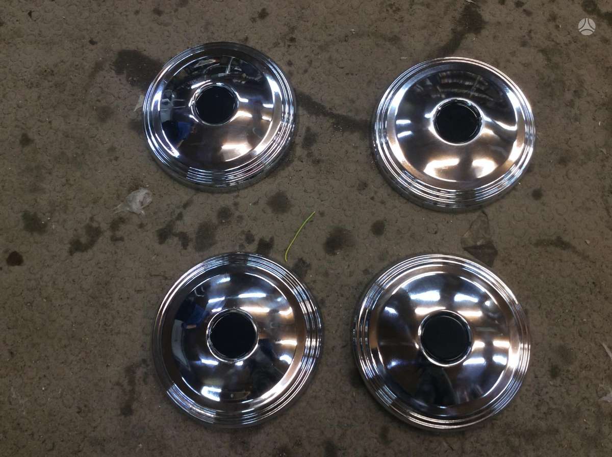 GAZ 24 trim parts
