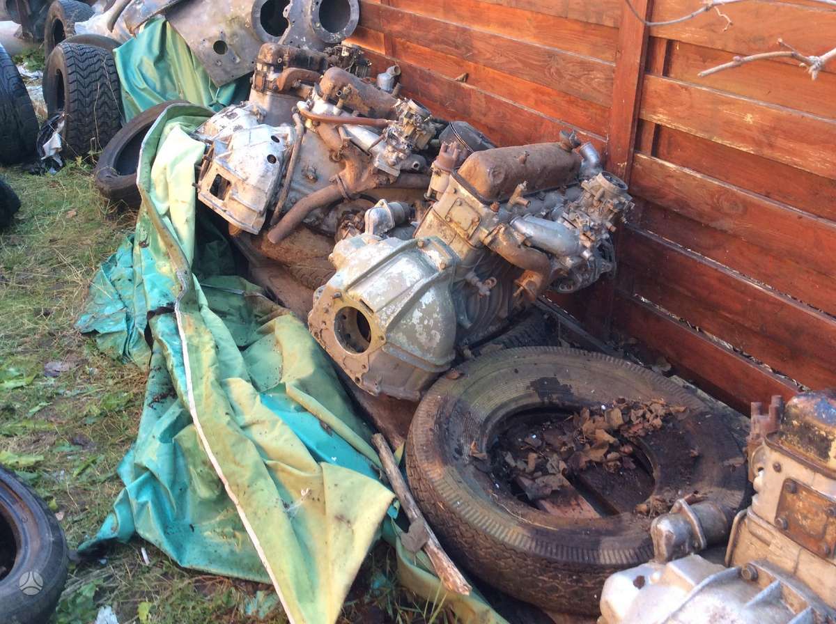 GAZ 24 apdares detaļas