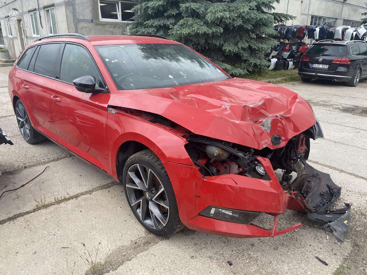 Skoda Superb по частям