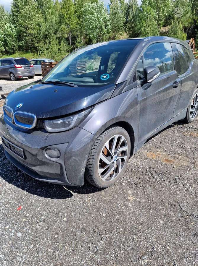 BMW i3 for parts