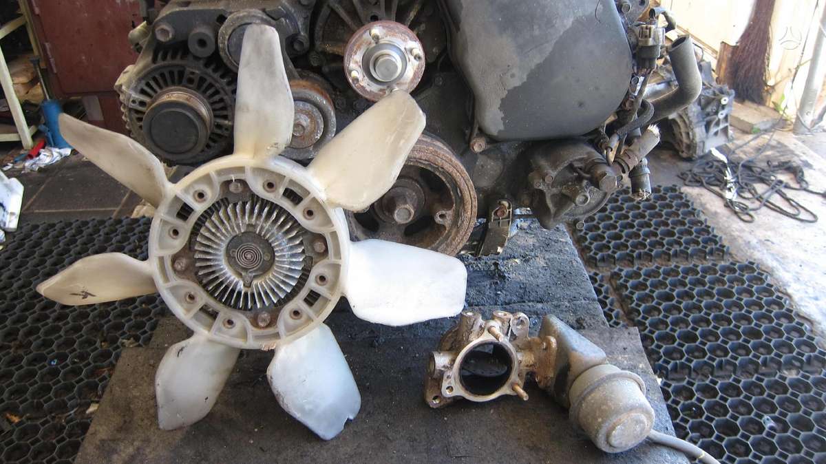 Toyota Hiace Variklio kodas 2kd