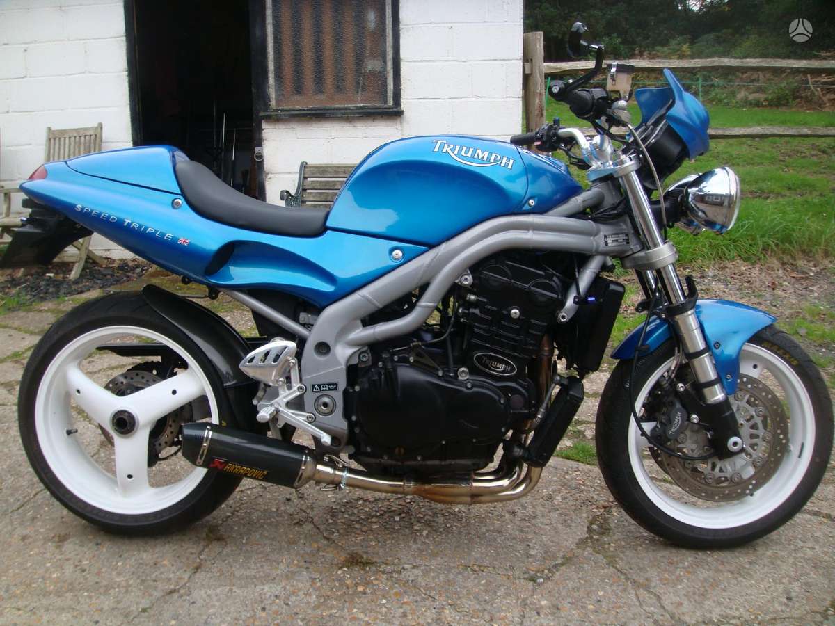 Triumph Speed Triple, street / klasikiniai