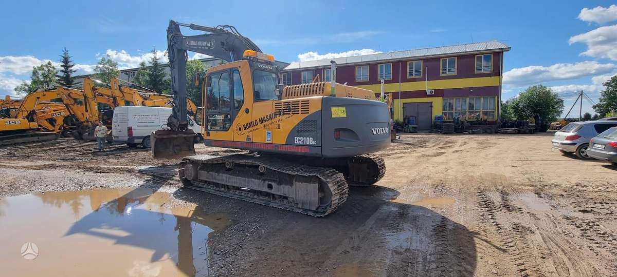 Volvo EC210B, excavator