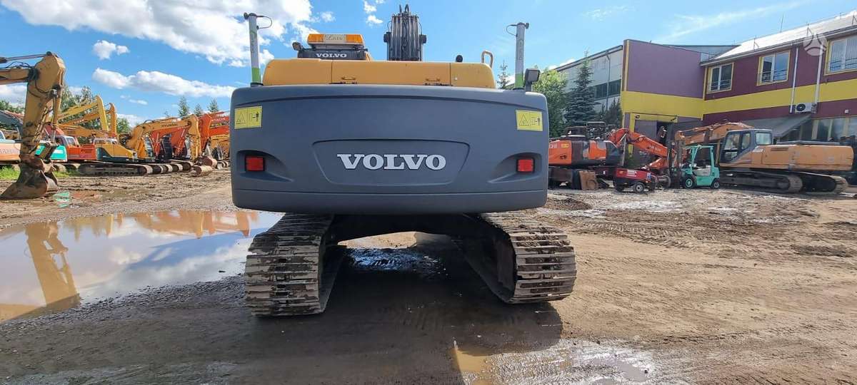 Volvo EC210B, экскаваторы