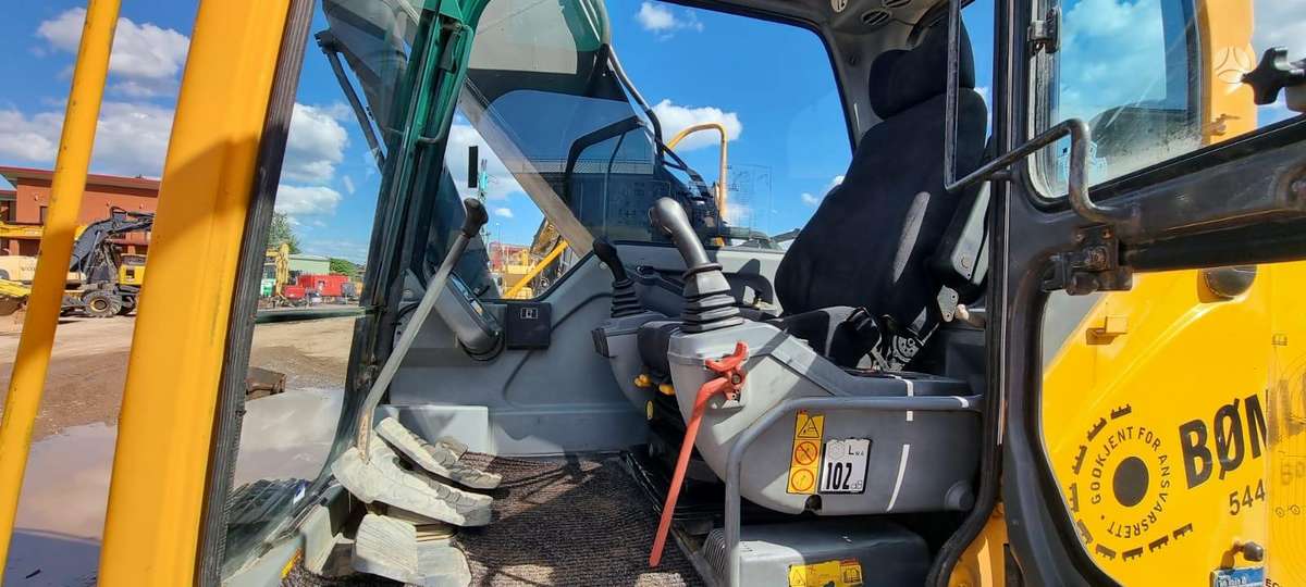 Volvo EC210B, экскаваторы