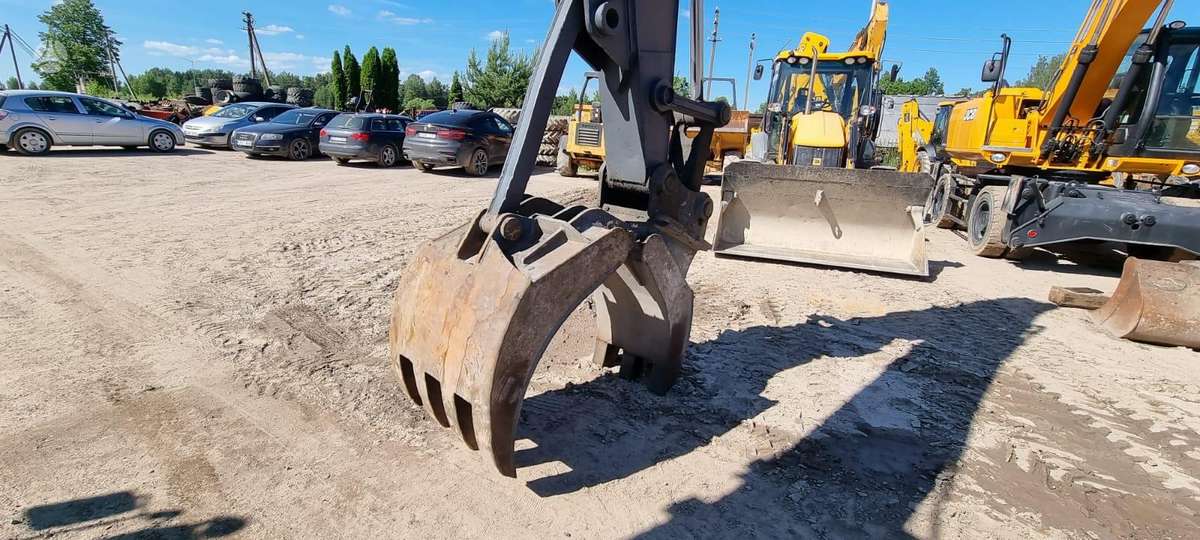 Volvo EC210B, excavator
