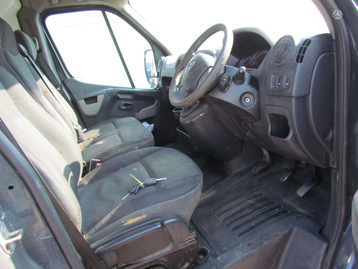 Opel Movano