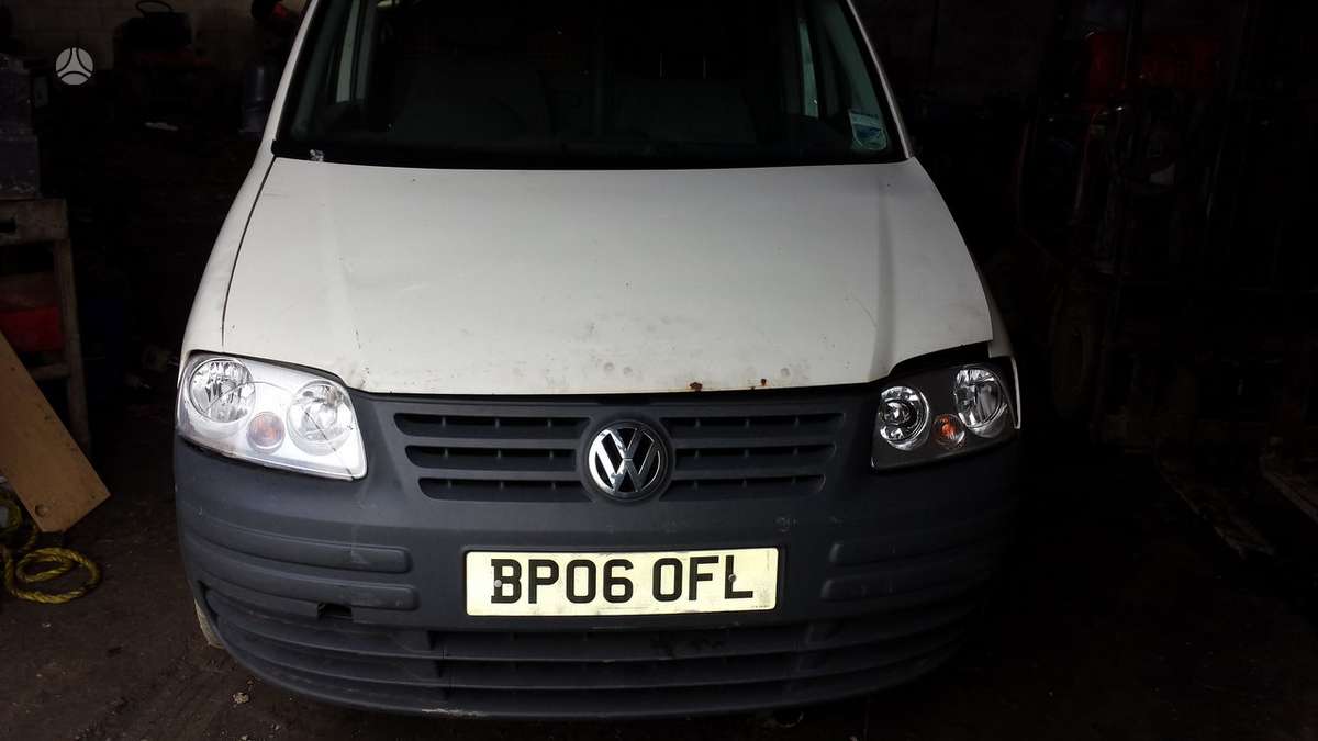 Volkswagen Caddy Masina dalimis