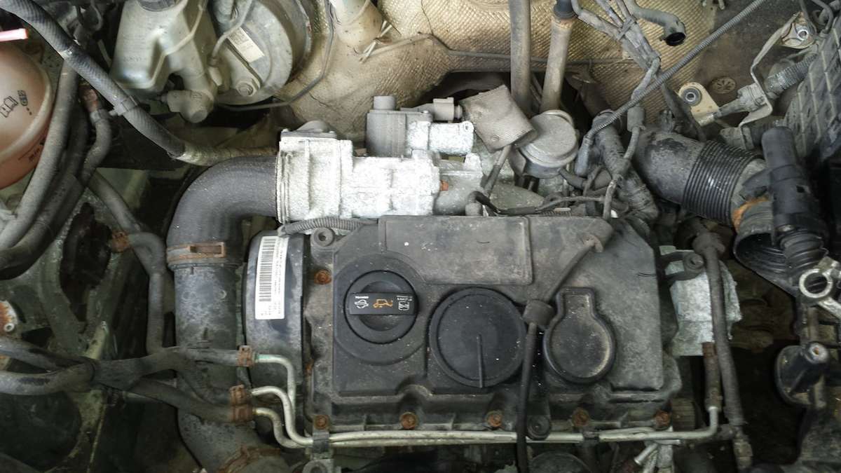Volkswagen Caddy Masina dalimis