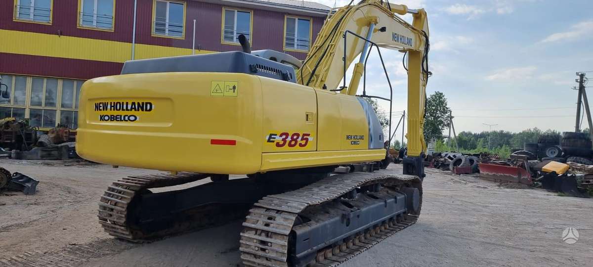 New Holland E385, экскаваторы