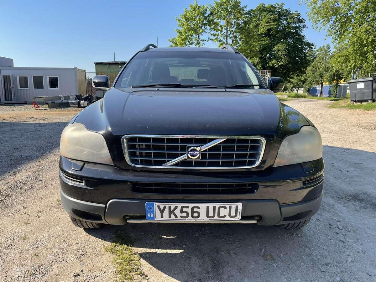 Volvo XC90 dalimis. Dalys 8610 99230 85 2505906 metalo g 2c vilnius tur