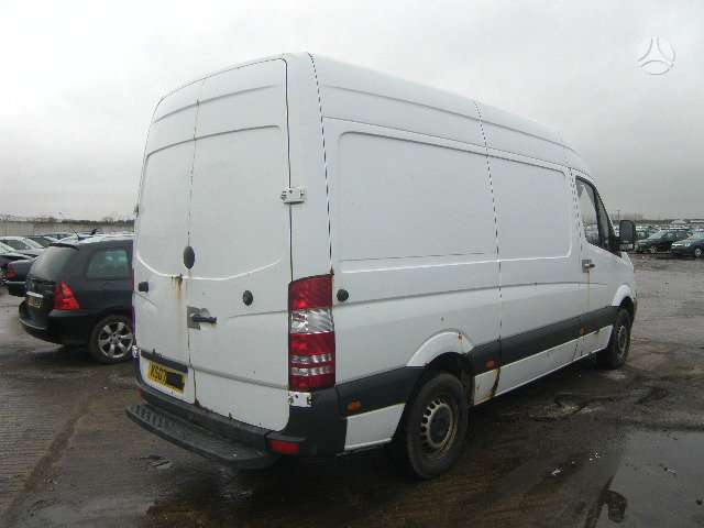 Mercedes-Benz Sprinter, cargo vans