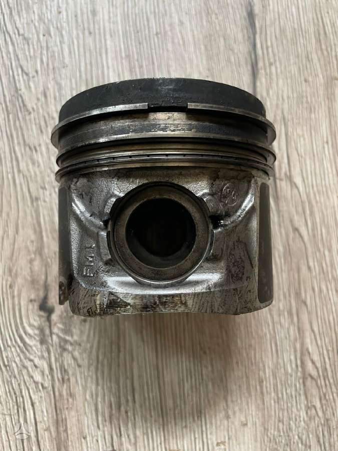 BMW 1 serija, 0840zr, pistons