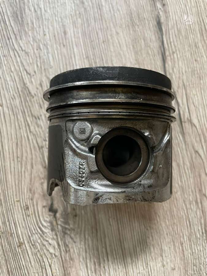 BMW 1 serija, 0840zr, pistons