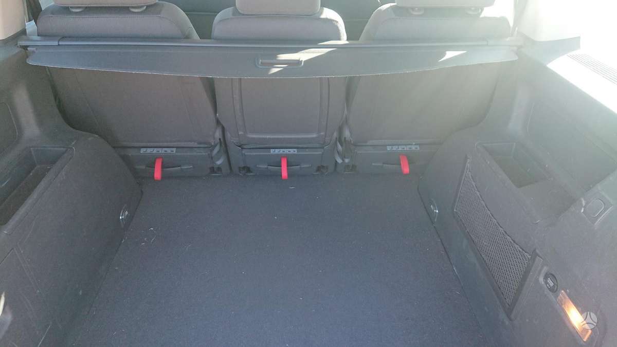 Volkswagen Touran dalimis