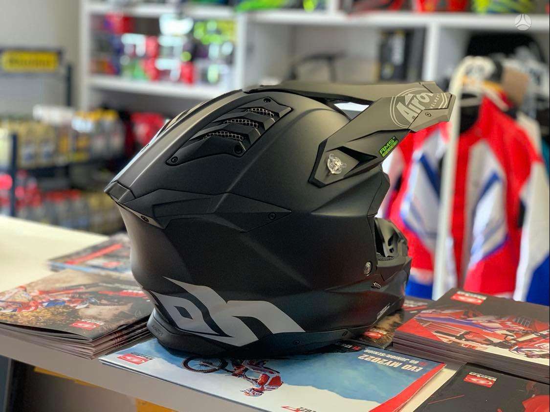 Airoh Aviator 3, motocross