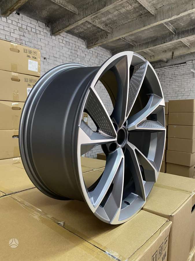 Audi Style RS7, light alloy, R21