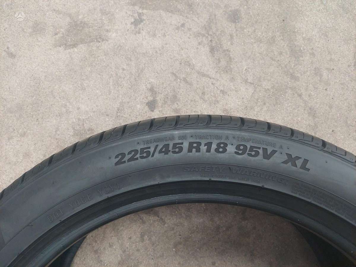 Kumho, всесезонные 225/45 R18