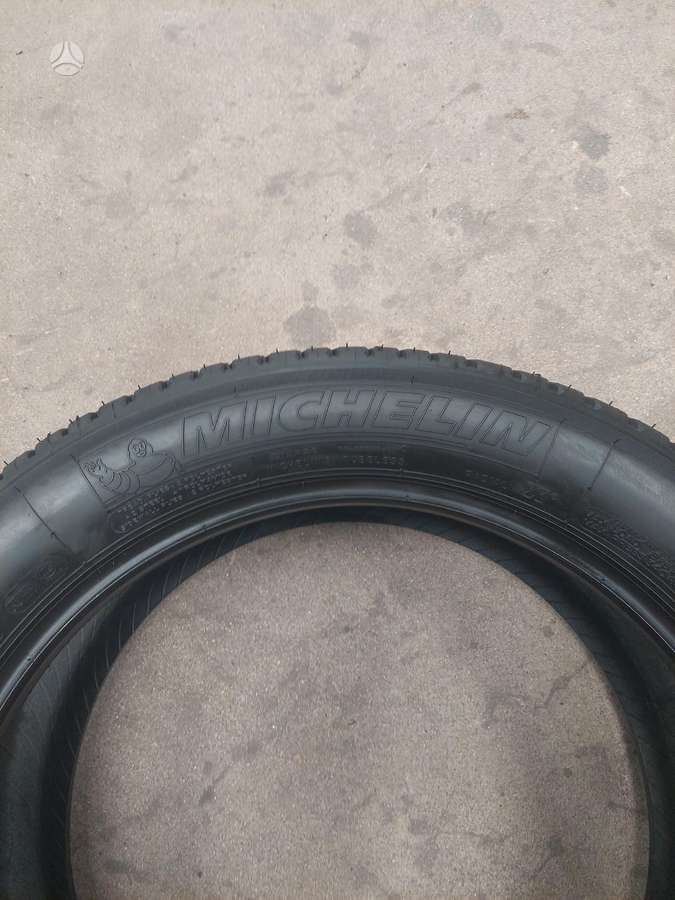 Michelin, vasaras 235/50 R19