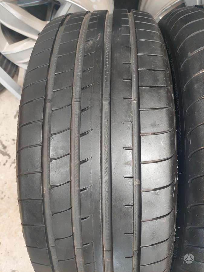 Goodyear, vasaras 235/45 R20