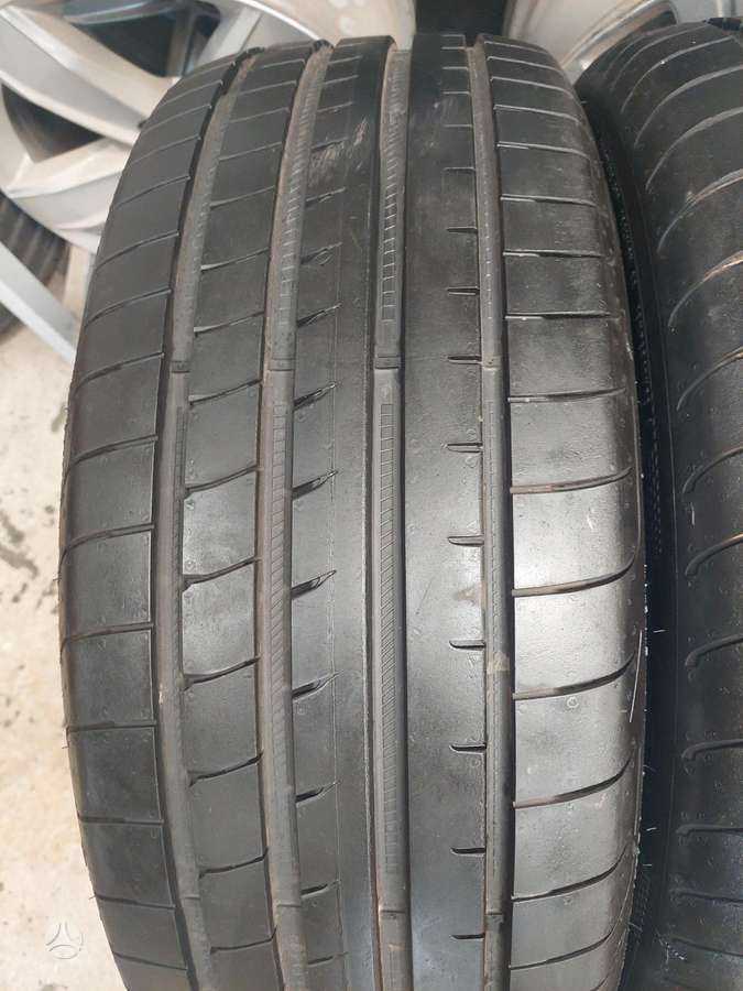 Goodyear, vasarinės 235/45 R20