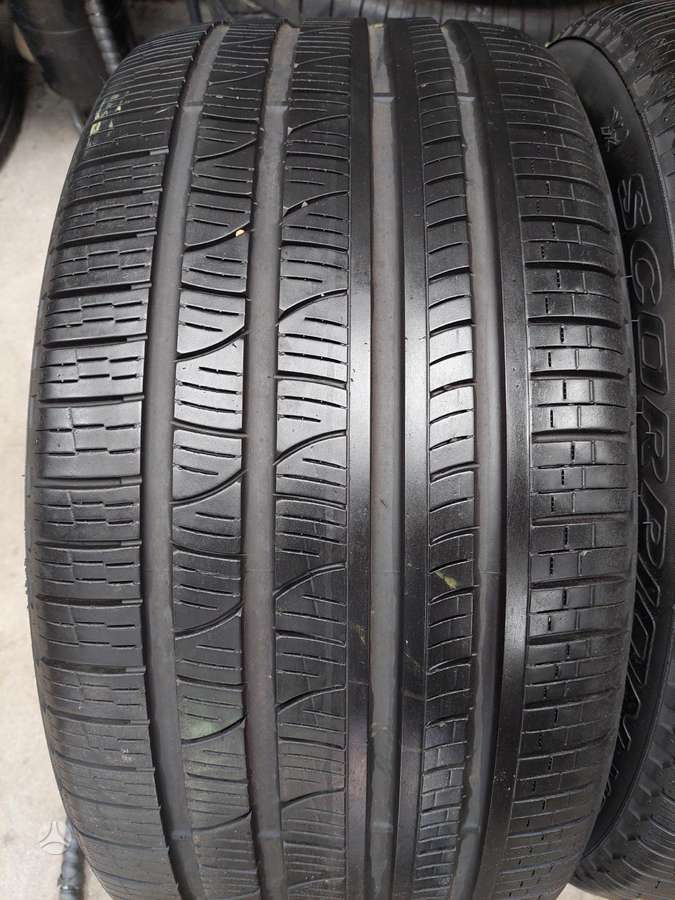 Pirelli, всесезонные 295/40 R20