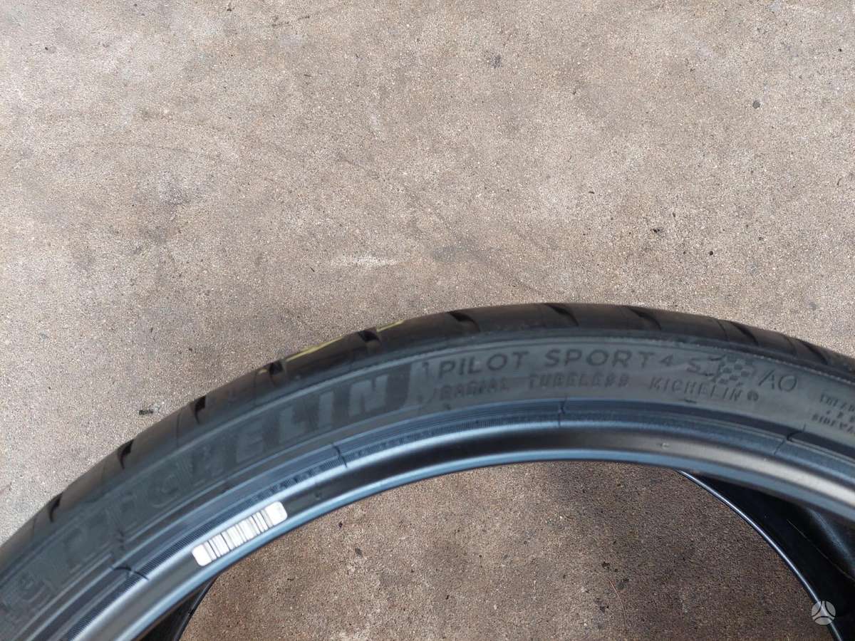 Michelin, летние 245/30 R20