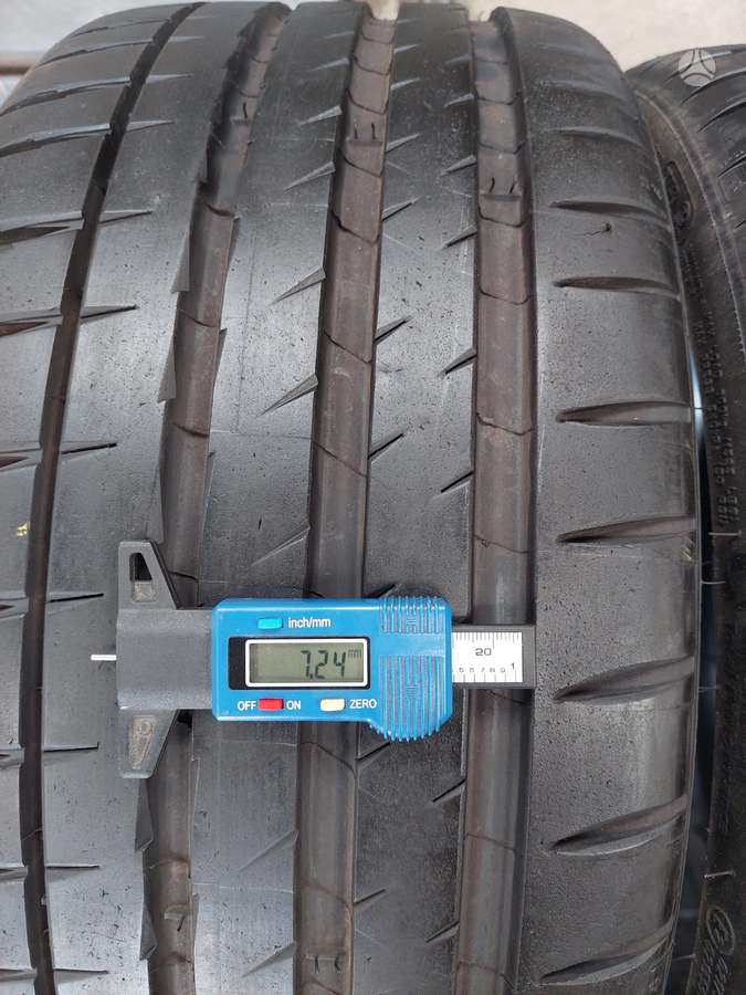 Michelin, vasarinės 245/30 R20