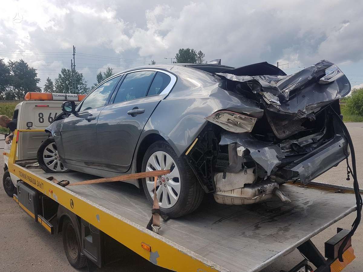 Jaguar XE Dalimis engine aj20d4 gearbox t2h24549
