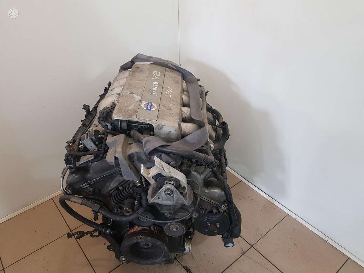 Volvo S80 Variklio kodas b8444s