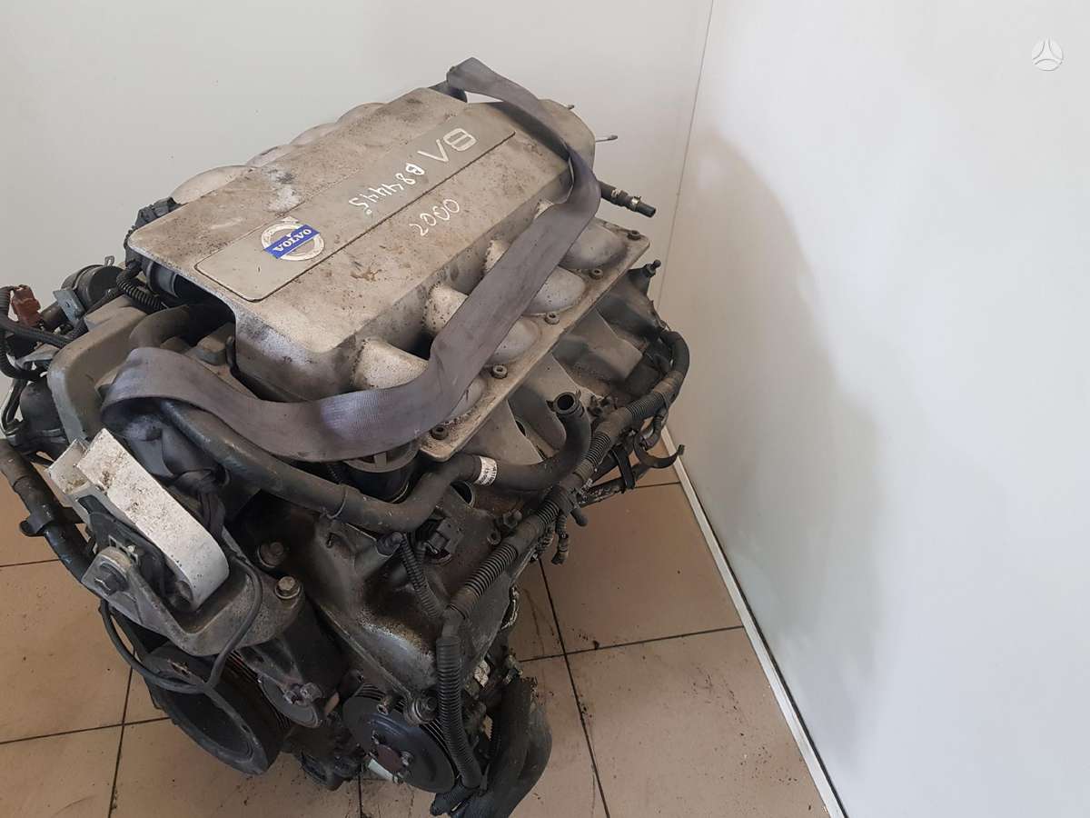 Volvo S80 Variklio kodas b8444s