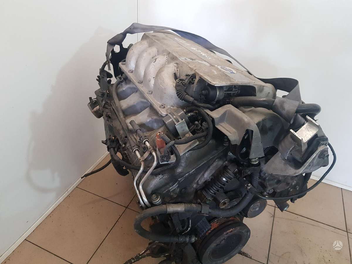 Volvo S80 Variklio kodas b8444s