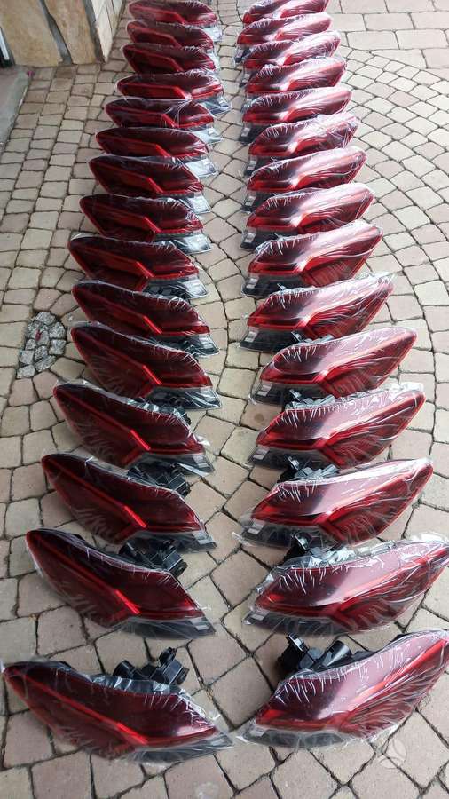 Audi Q4 e-tron lights