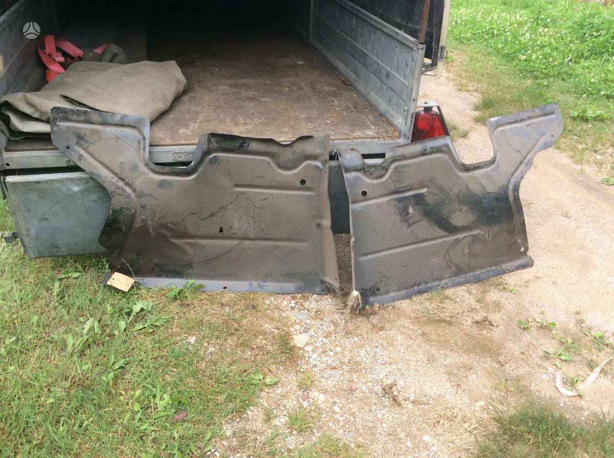 UAZ 469 kėbulo dalys