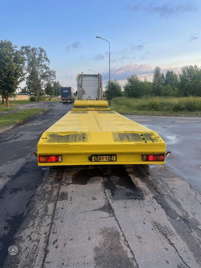 Nooteboom, spec. priekabos / puspriekabės