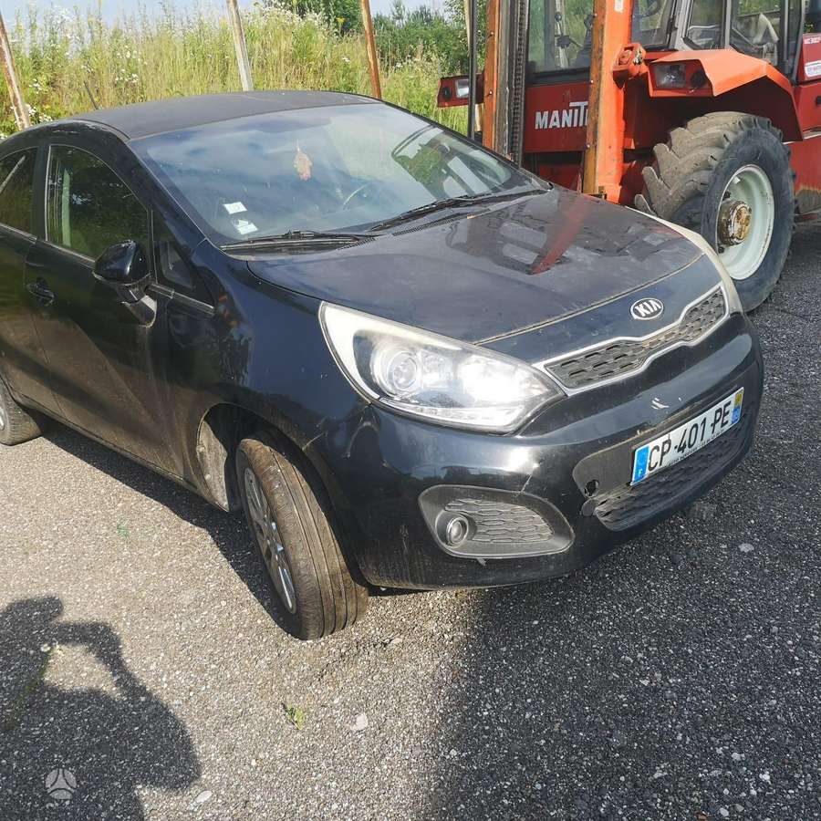 Kia Rio по частям