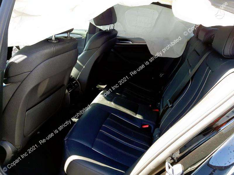 BMW 520 Visas auto ardomas daoimis