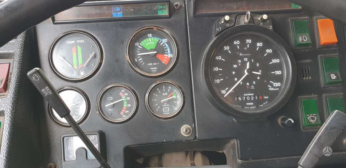 Volvo F 10, 1 спальное место