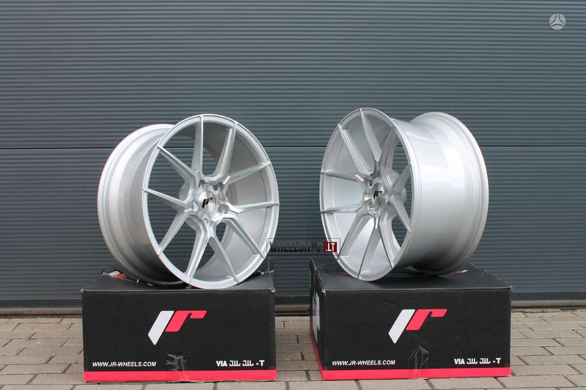 Japan Racing JR30 Silver, light alloy, R19
