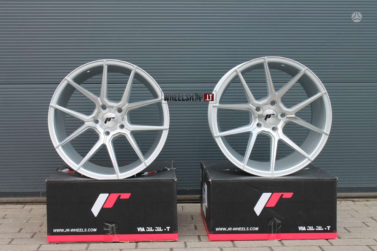 Japan Racing JR30 Silver, light alloy, R19