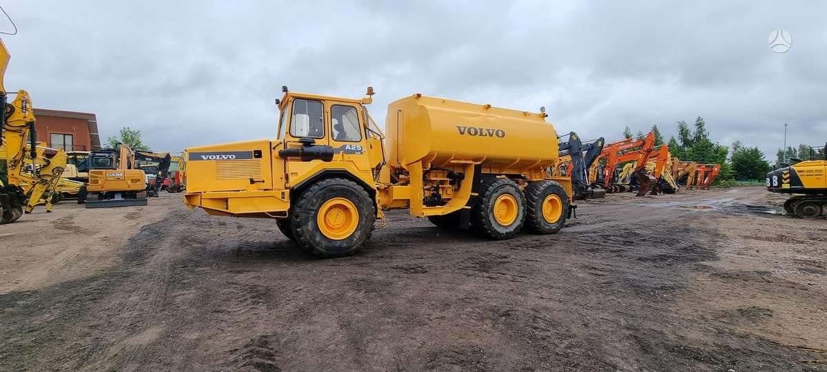 Volvo A 25C, самосвалы