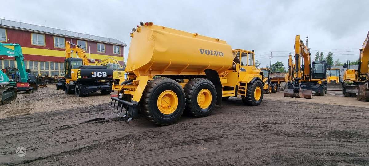 Volvo A 25C, самосвалы