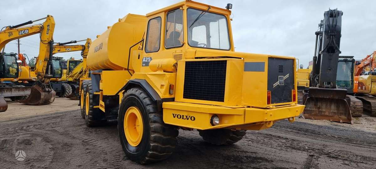 Volvo A 25C, dumpers / tippers