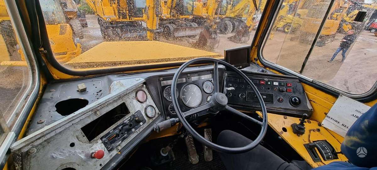 Volvo A 25C, самосвалы