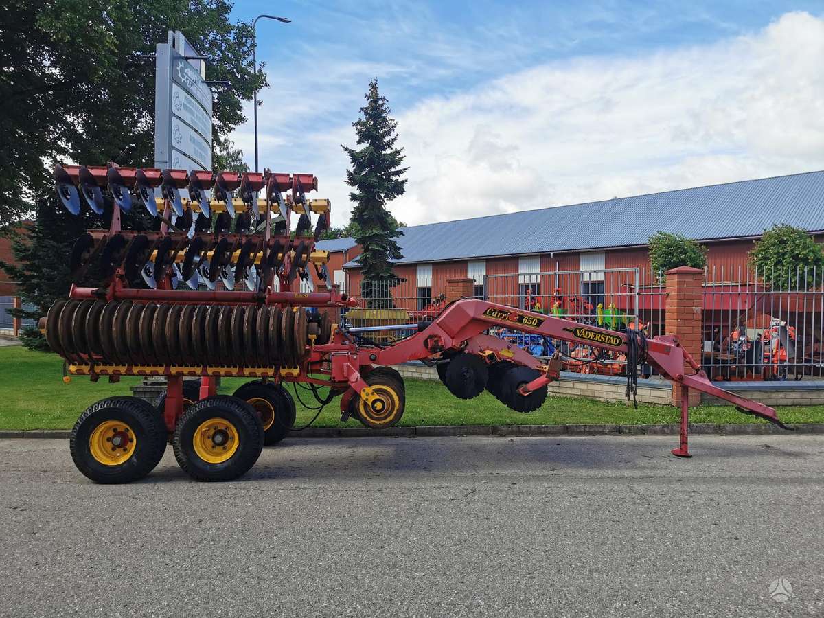 Vaderstad Carrier 650, скребки, скрубберы
