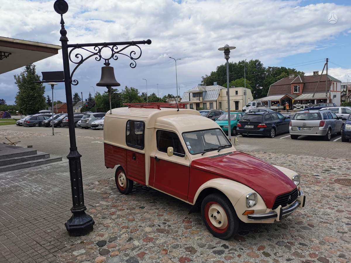 Citroen 2CV, universalas