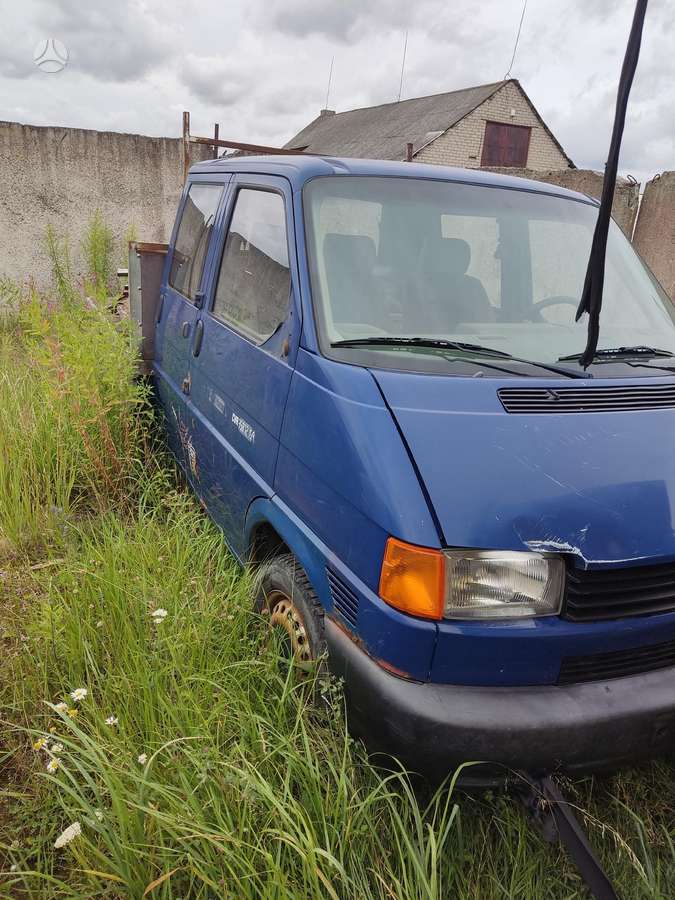 Volkswagen Transporter, cargo vans