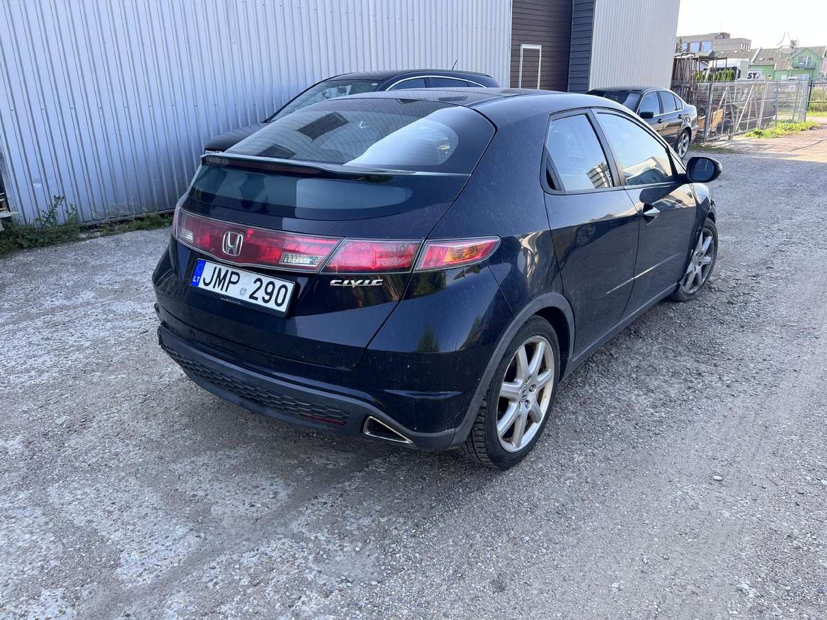 Honda Civic по частям